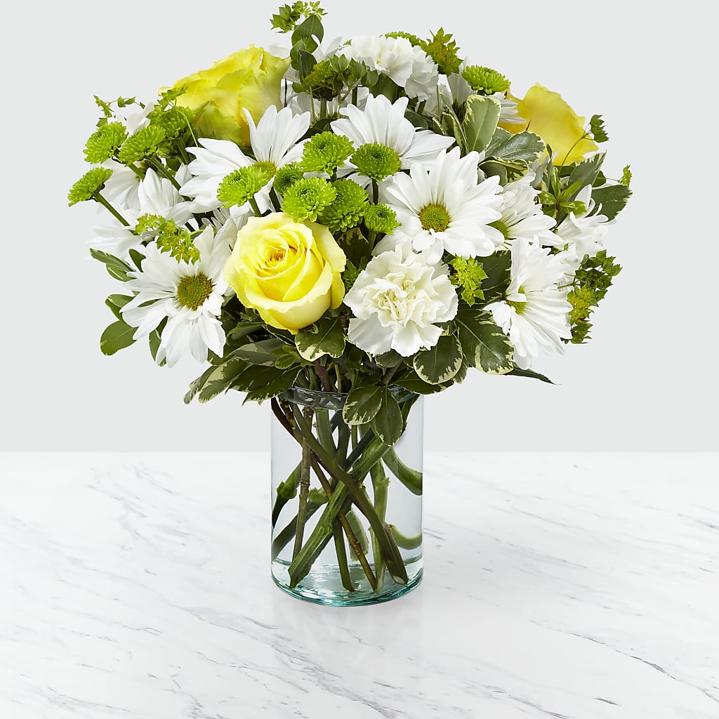 Happy Day Bouquet – FLOWER HOUSE PLANTS & BLOOMS, Willowick OH