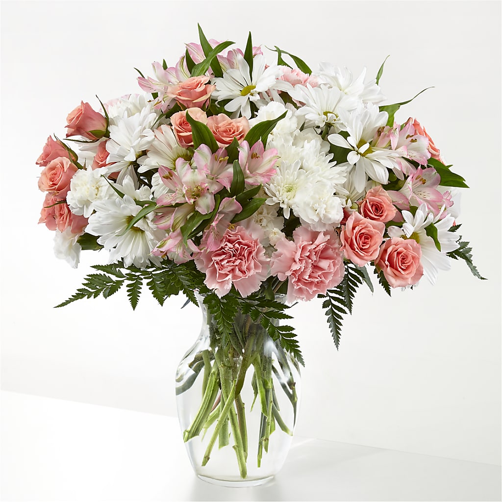Blush Crush Bouquet – FLOWER HOUSE PLANTS & BLOOMS, Willowick OH