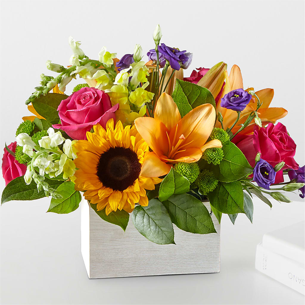 Best Day Box Bouquet – FLOWER HOUSE PLANTS & BLOOMS, Willowick OH