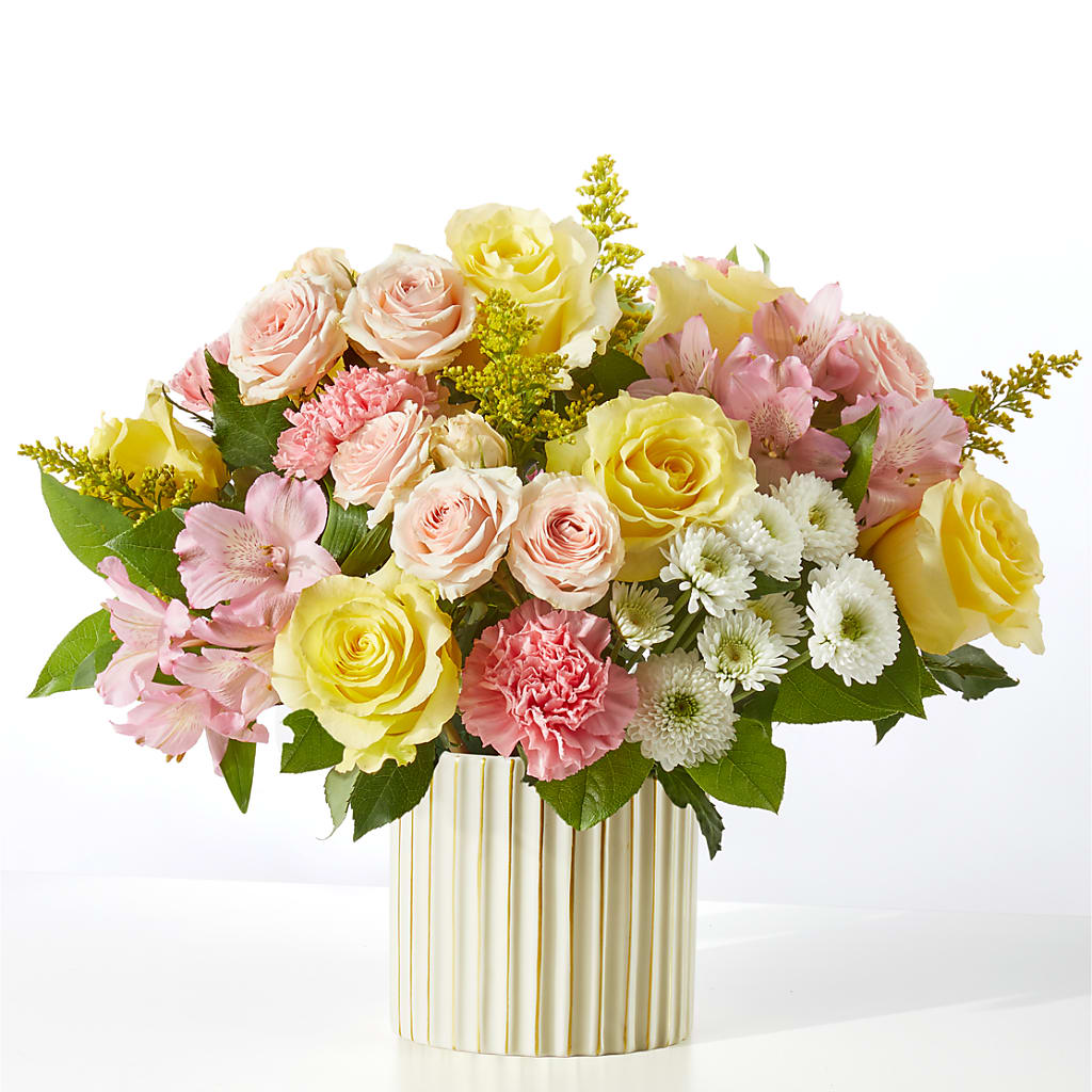 Watercolors Bouquet – FLOWER HOUSE PLANTS & BLOOMS, Willowick OH