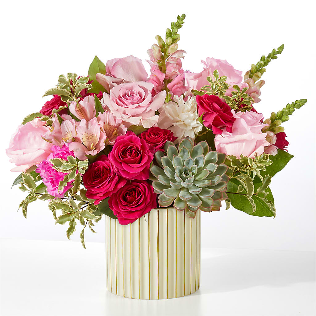 Magenta Musings Bouquet – FLOWER HOUSE PLANTS & BLOOMS, Willowick OH