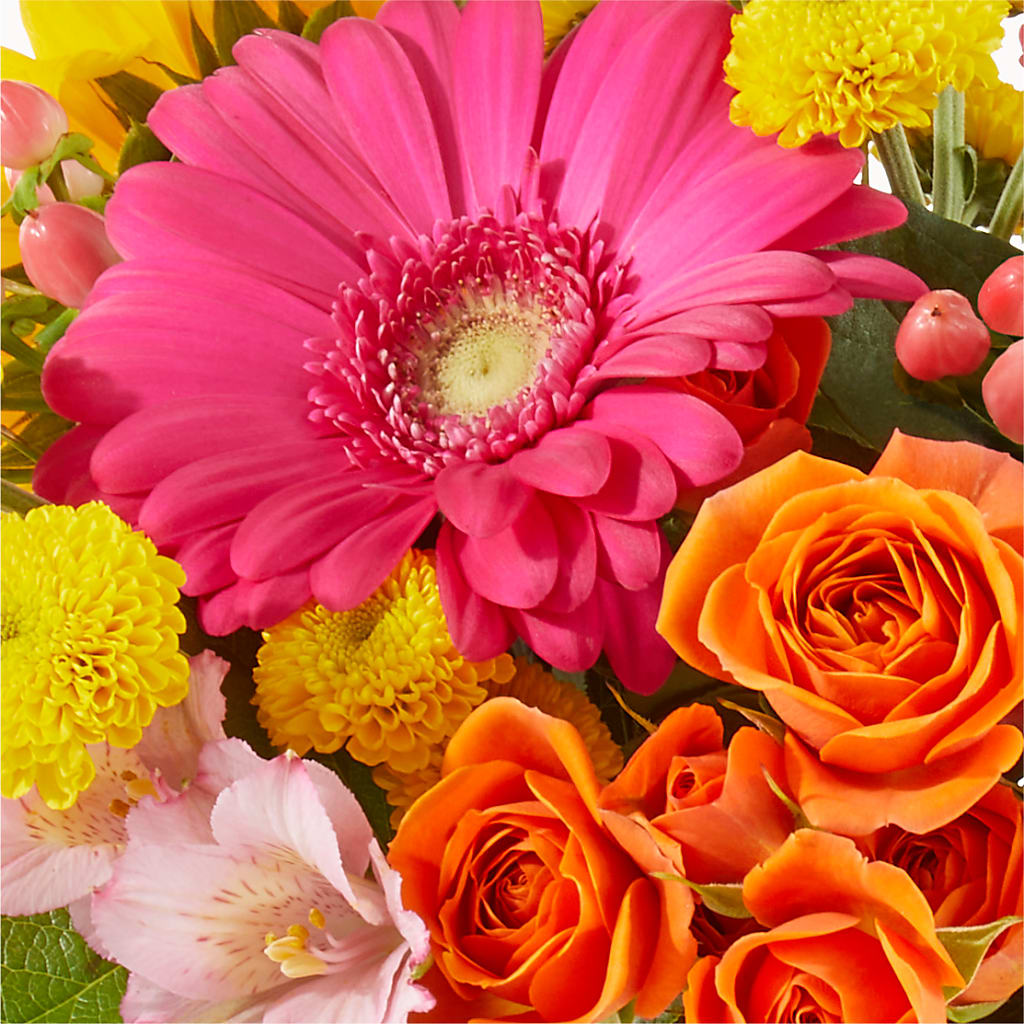 Florist Original Mixed Bouquet – FLOWER HOUSE PLANTS & BLOOMS, Willowick OH