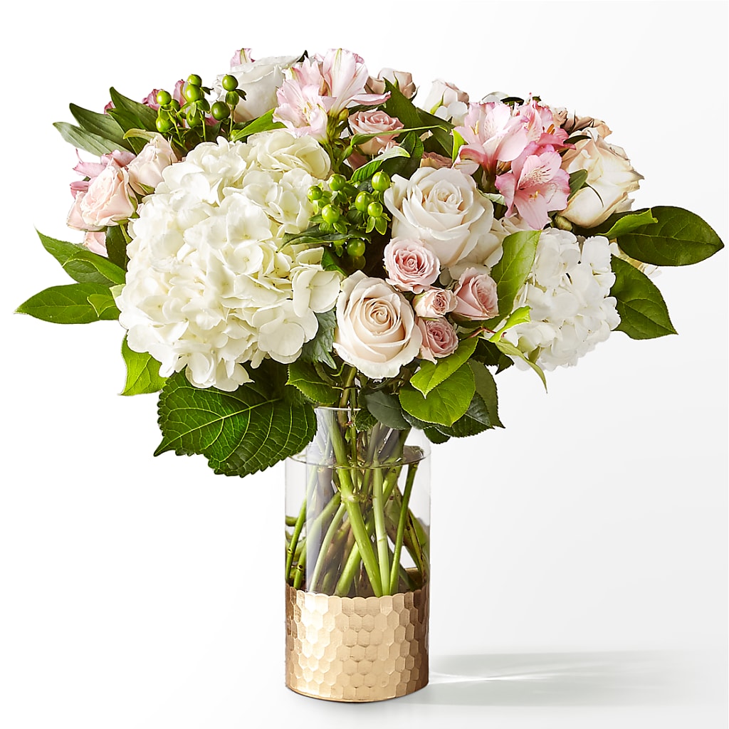 Parisian Stroll Bouquet – FLOWER HOUSE PLANTS & BLOOMS, Willowick OH