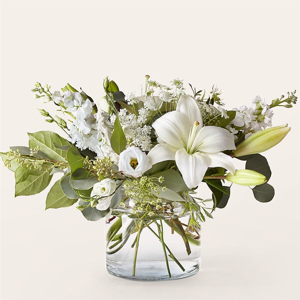 Alluring Elegance Bouquet – FLOWER HOUSE PLANTS & BLOOMS, Willowick OH
