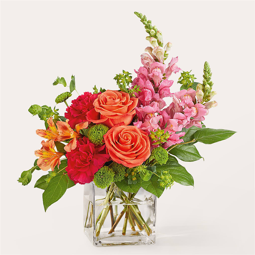 Cosmopolitan Bouquet – FLOWER HOUSE PLANTS & BLOOMS, Willowick OH