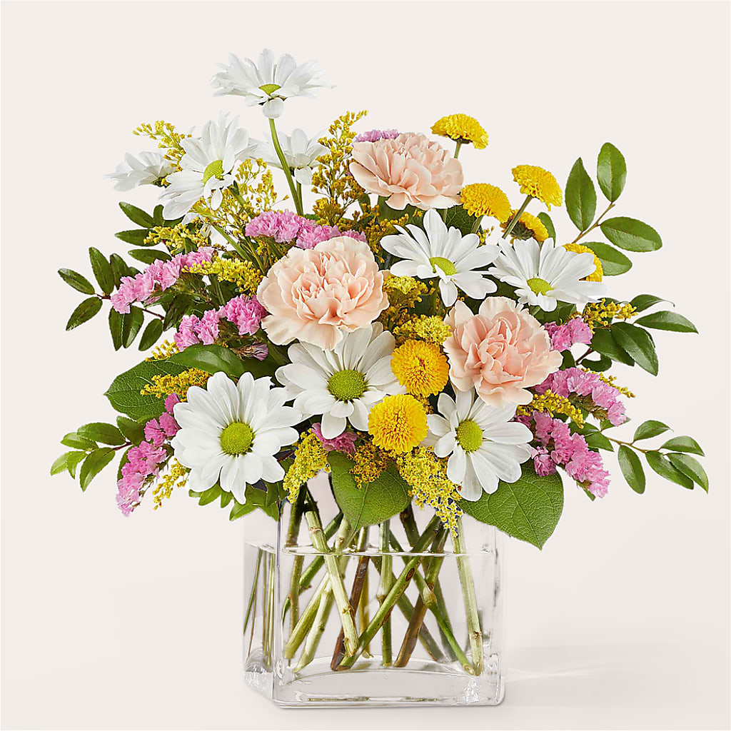 Country Cottage Bouquet – FLOWER HOUSE PLANTS & BLOOMS, Willowick OH