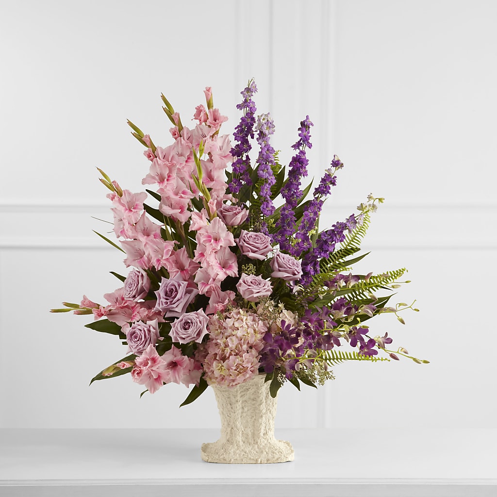 Flowing Garden Arrangement – FLOWER HOUSE PLANTS & BLOOMS, Willowick OH