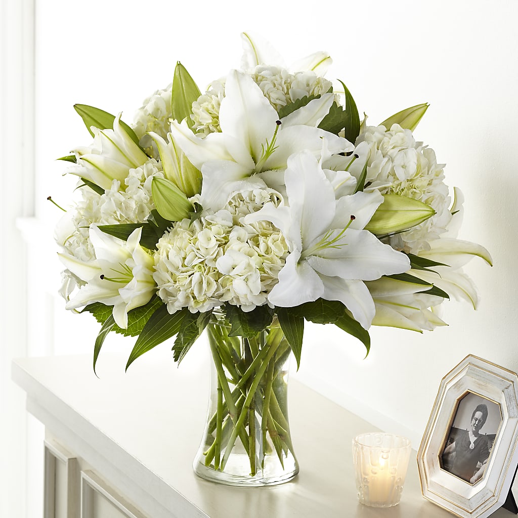 Compassionate Lily Bouquet – FLOWER HOUSE PLANTS & BLOOMS, Willowick OH