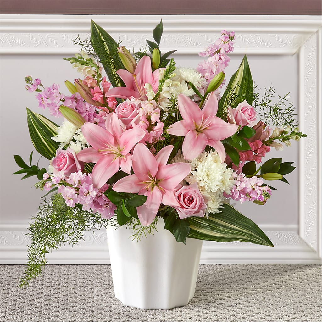 Simply Serene Floor Basket – FLOWER HOUSE PLANTS & BLOOMS, Willowick OH