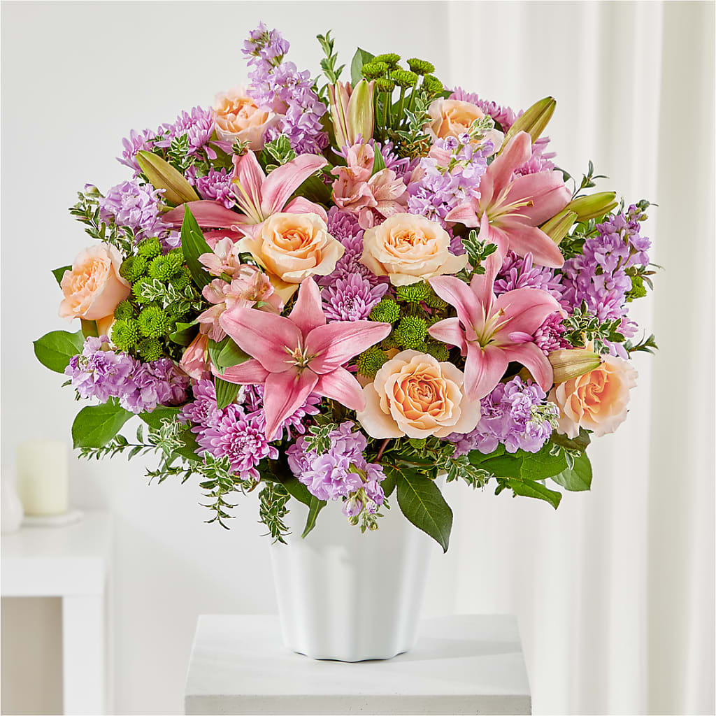 Supportive Embrace Tabletop Basket – FLOWER HOUSE PLANTS & BLOOMS, Willowick OH