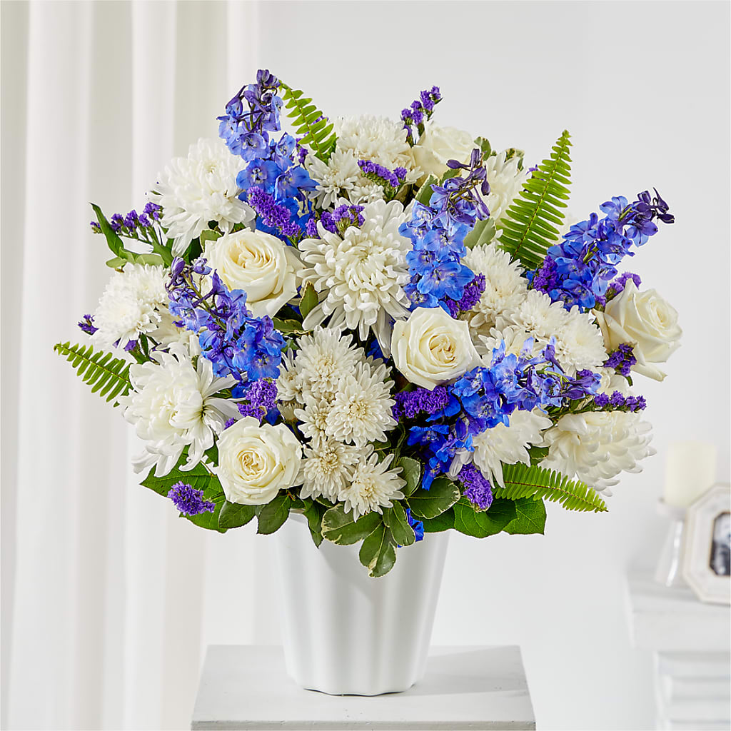 Hold Dear Tabletop Basket – FLOWER HOUSE PLANTS & BLOOMS, Willowick OH