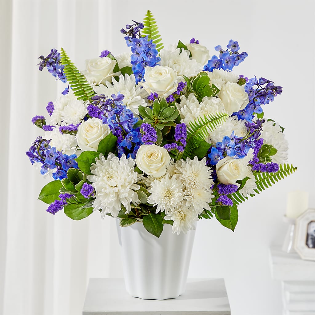 Hold Dear Tabletop Basket – FLOWER HOUSE PLANTS & BLOOMS, Willowick OH