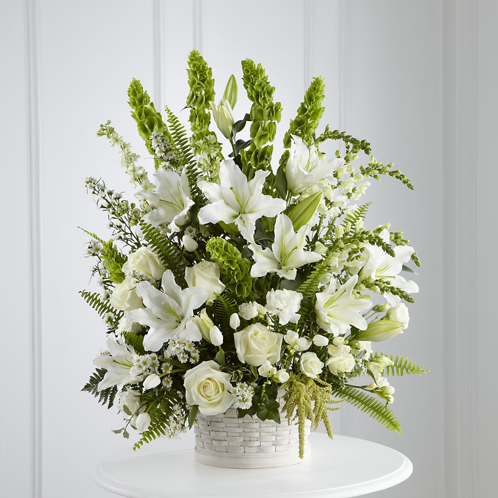 In Our Thoughts Arrangement – FLOWER HOUSE PLANTS & BLOOMS, Willowick OH