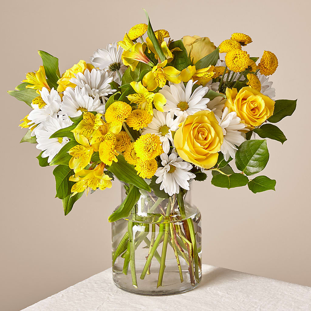 Sunny Sentiments Bouquet – FLOWER HOUSE PLANTS & BLOOMS, Willowick OH