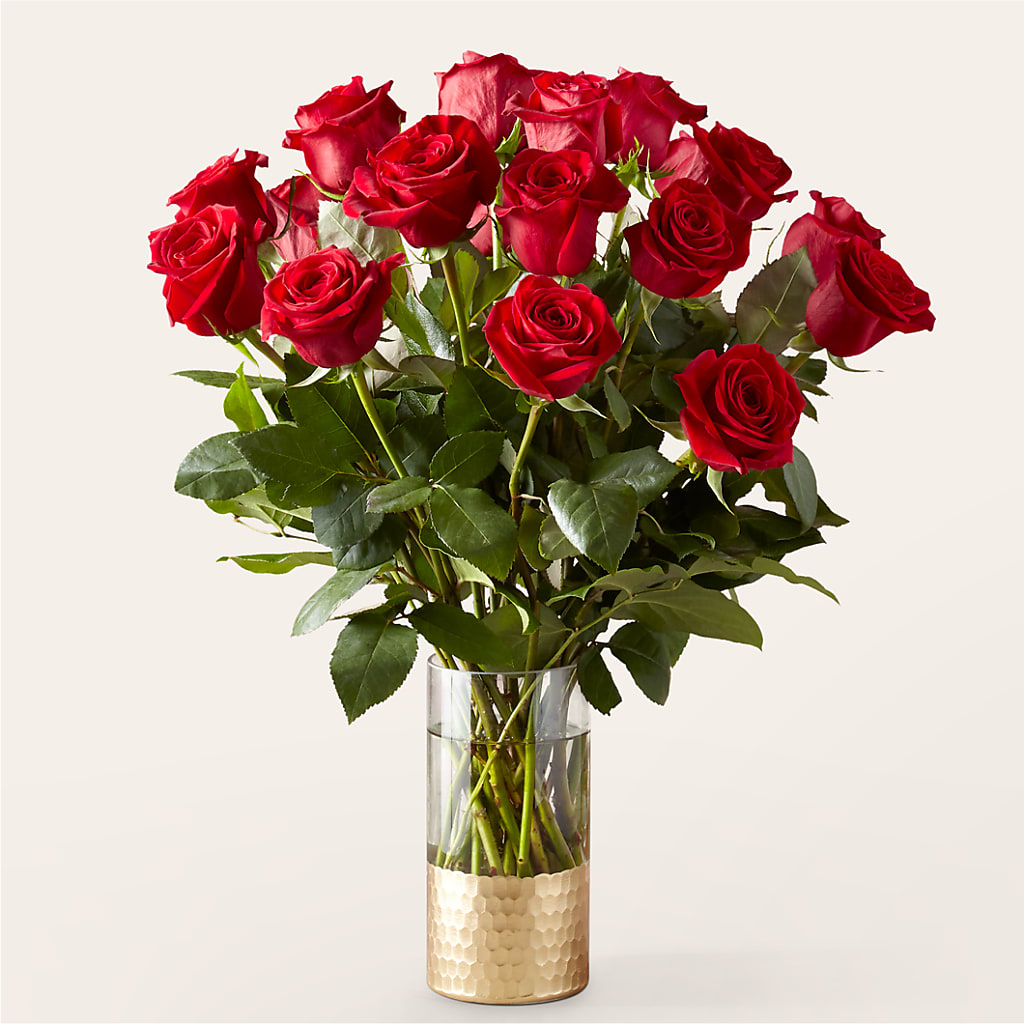 Classic Love Red Rose Bouquet – FLOWER HOUSE PLANTS & BLOOMS, Willowick OH