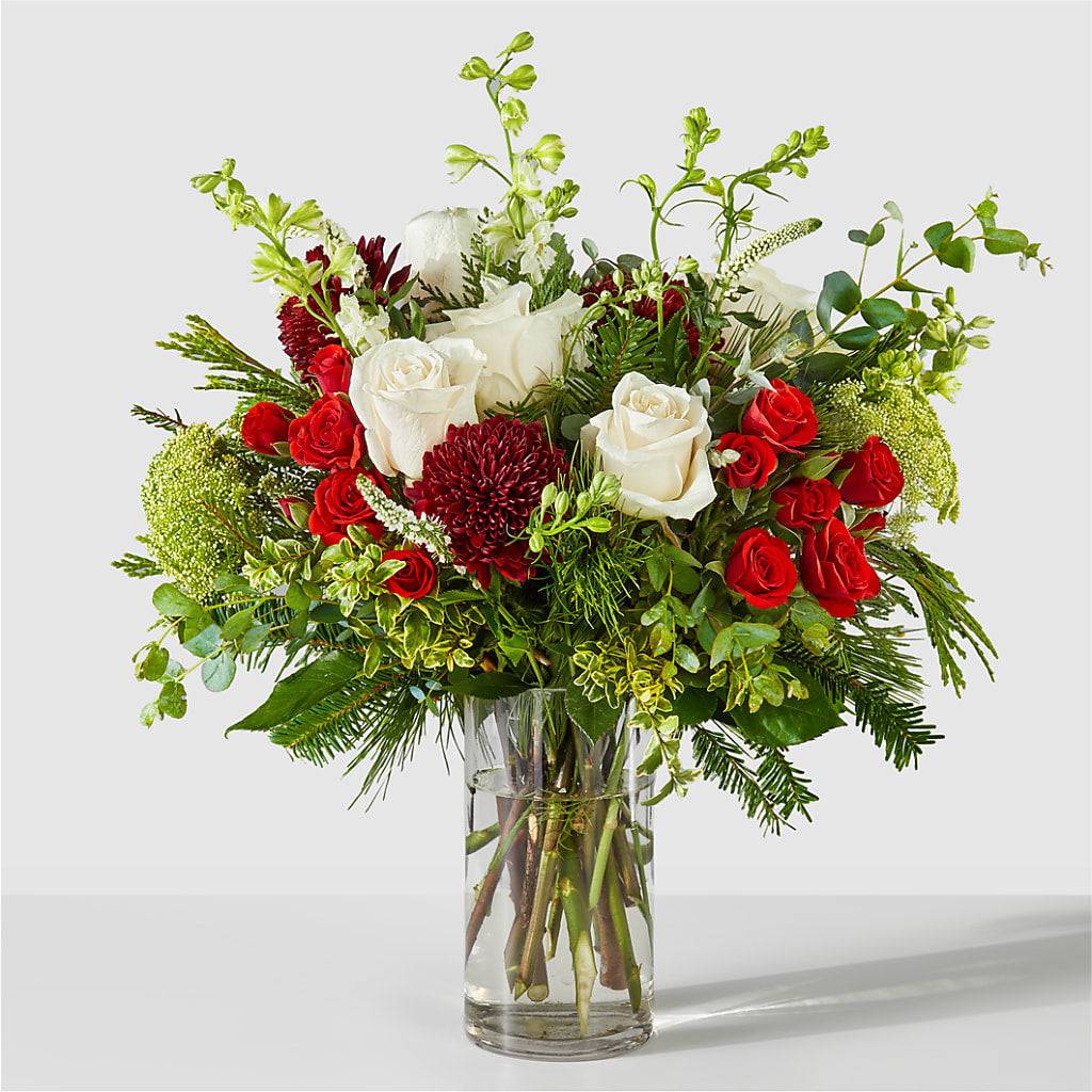 Favorite Traditions Bouquet – FLOWER HOUSE PLANTS & BLOOMS, Willowick OH