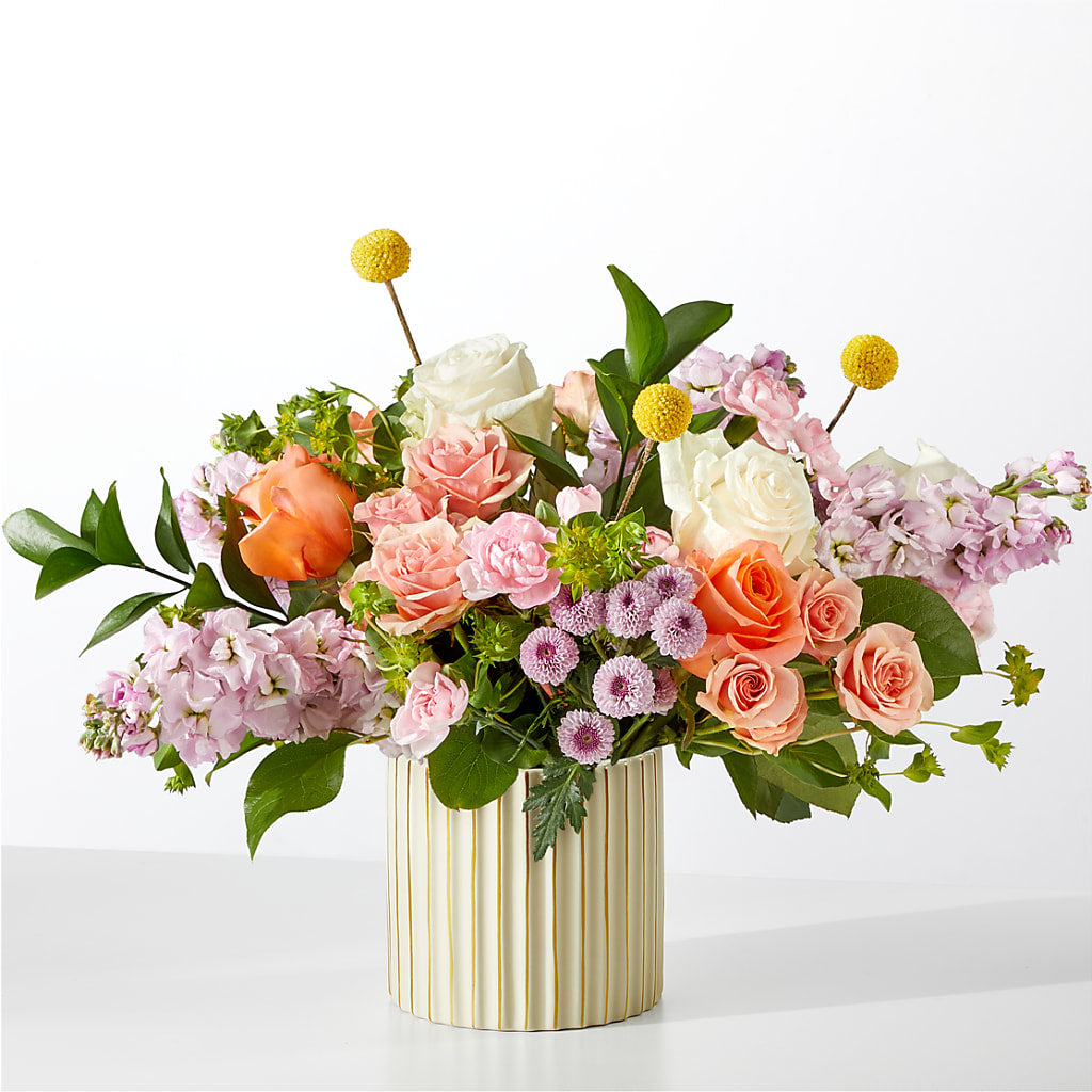 French Market Bouquet with Ivory Vase – FLOWER HOUSE PLANTS & BLOOMS, Willowick OH