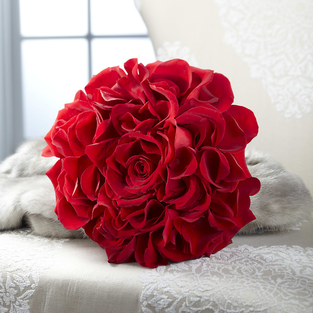 Composite Rose Bouquet – FLOWER HOUSE PLANTS & BLOOMS, Willowick OH