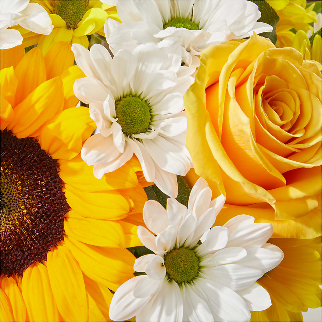 Be Happy Bouquet – FLOWER HOUSE PLANTS & BLOOMS, Willowick OH