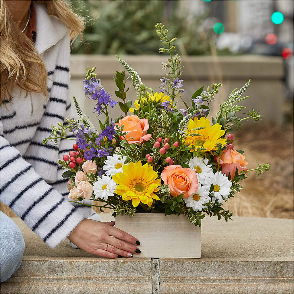 The Good Life Bouquet – FLOWER HOUSE PLANTS & BLOOMS, Willowick OH