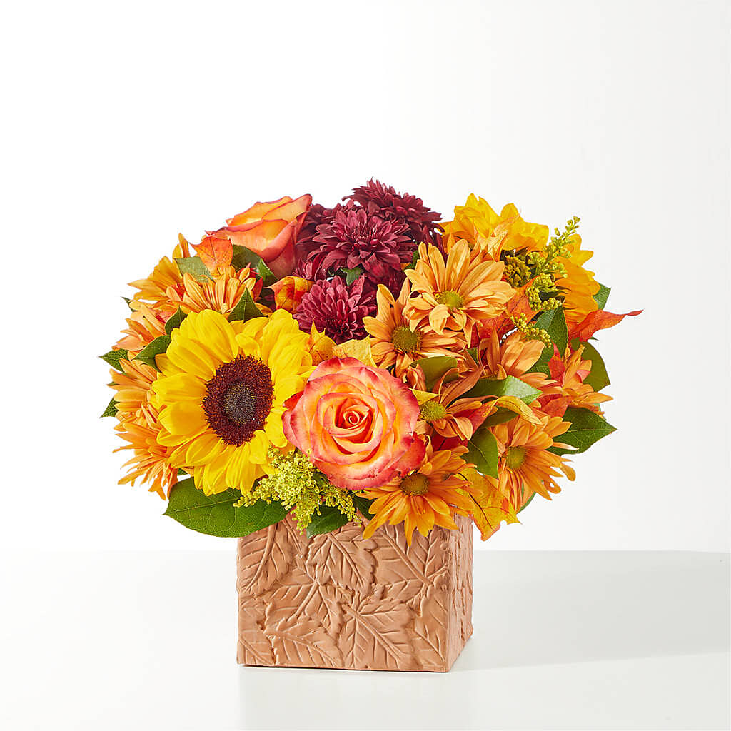 The Outdoors Bouquet – FLOWER HOUSE PLANTS & BLOOMS, Willowick OH