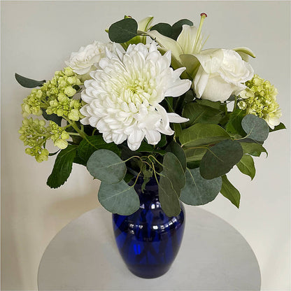 Snowy Dreams Bouquet – FLOWER HOUSE PLANTS & BLOOMS, Willowick OH