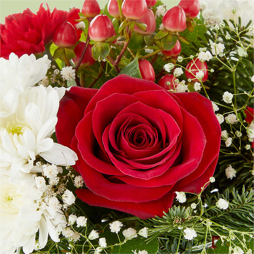 Chance of Flurries Bouquet – FLOWER HOUSE PLANTS & BLOOMS, Willowick OH