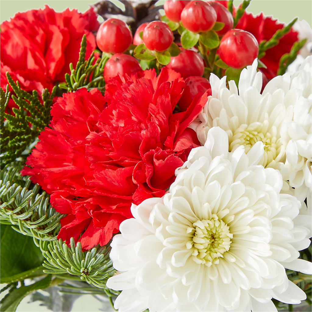 Snow Angel Bouquet – FLOWER HOUSE PLANTS & BLOOMS, Willowick OH