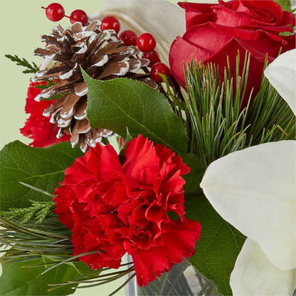 Glistening Icicles Bouquet – FLOWER HOUSE PLANTS & BLOOMS, Willowick OH