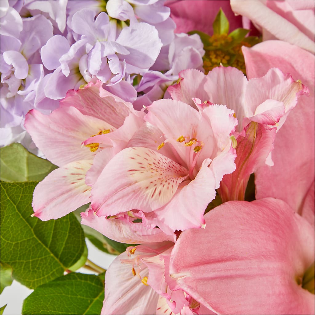 The Crown Jewel Bouquet – FLOWER HOUSE PLANTS & BLOOMS, Willowick OH