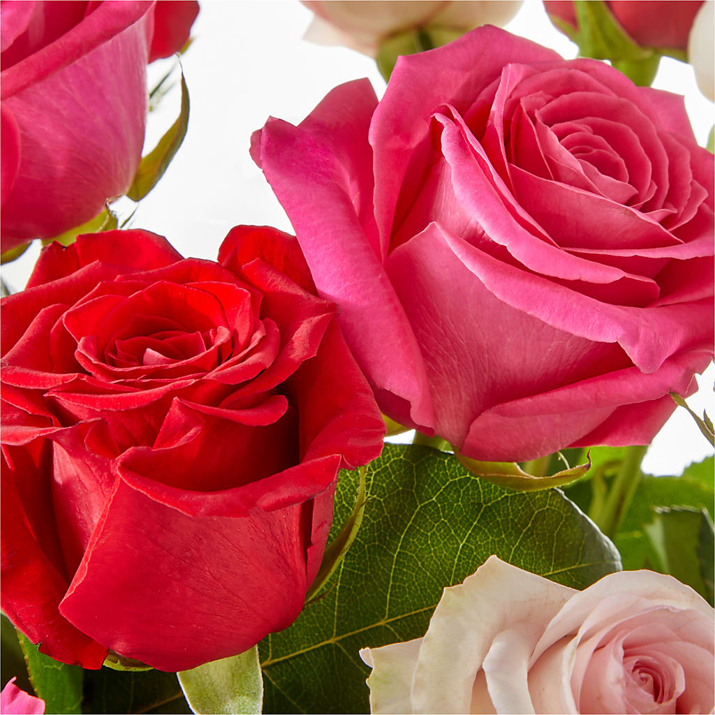 Charming Rose Bouquet – FLOWER HOUSE PLANTS & BLOOMS, Willowick OH