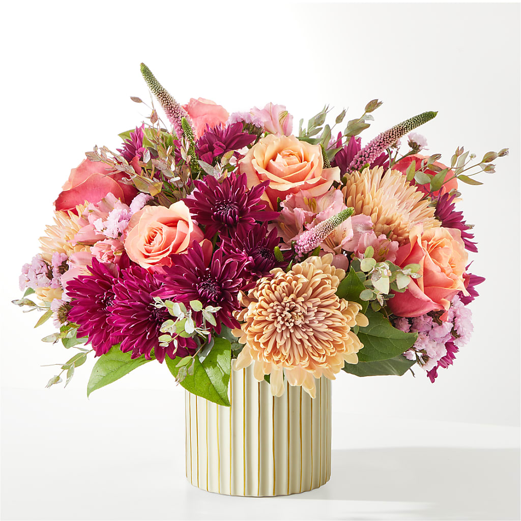 Berry Cobbler Bouquet with Ivory Vase – FLOWER HOUSE PLANTS & BLOOMS, Willowick OH