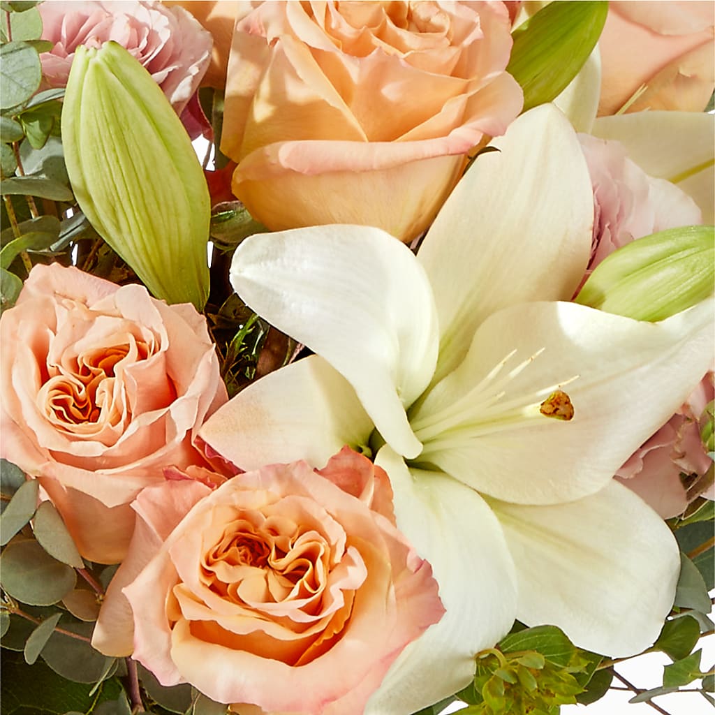 Grapefruit Splash Bouquet – FLOWER HOUSE PLANTS & BLOOMS, Willowick OH