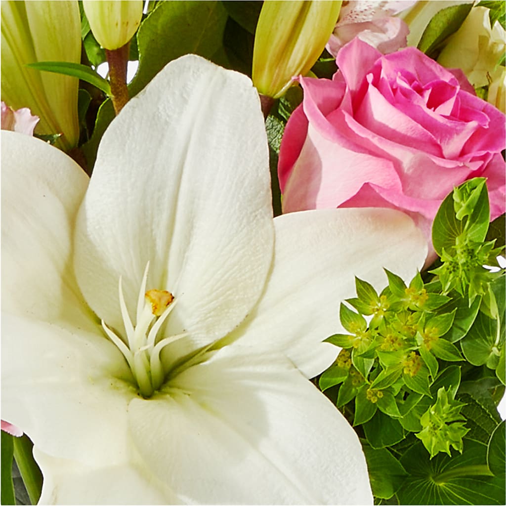 Fondly Bouquet – FLOWER HOUSE PLANTS & BLOOMS, Willowick OH