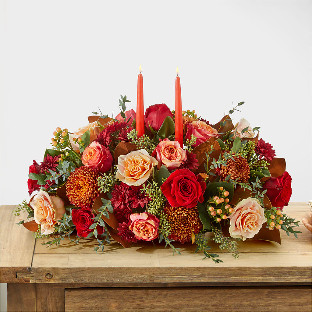 Gather Near Centerpiece – FLOWER HOUSE PLANTS & BLOOMS, Willowick OH